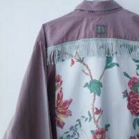 Błyszcząca koszula oversize, różowa, z frędzlami na plecach