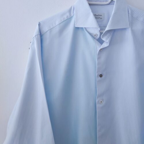 Błękitna koszula w paski, Kolacja