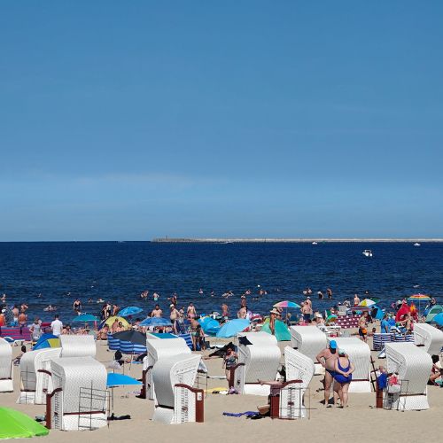 Tłumy nad Bałtykiem