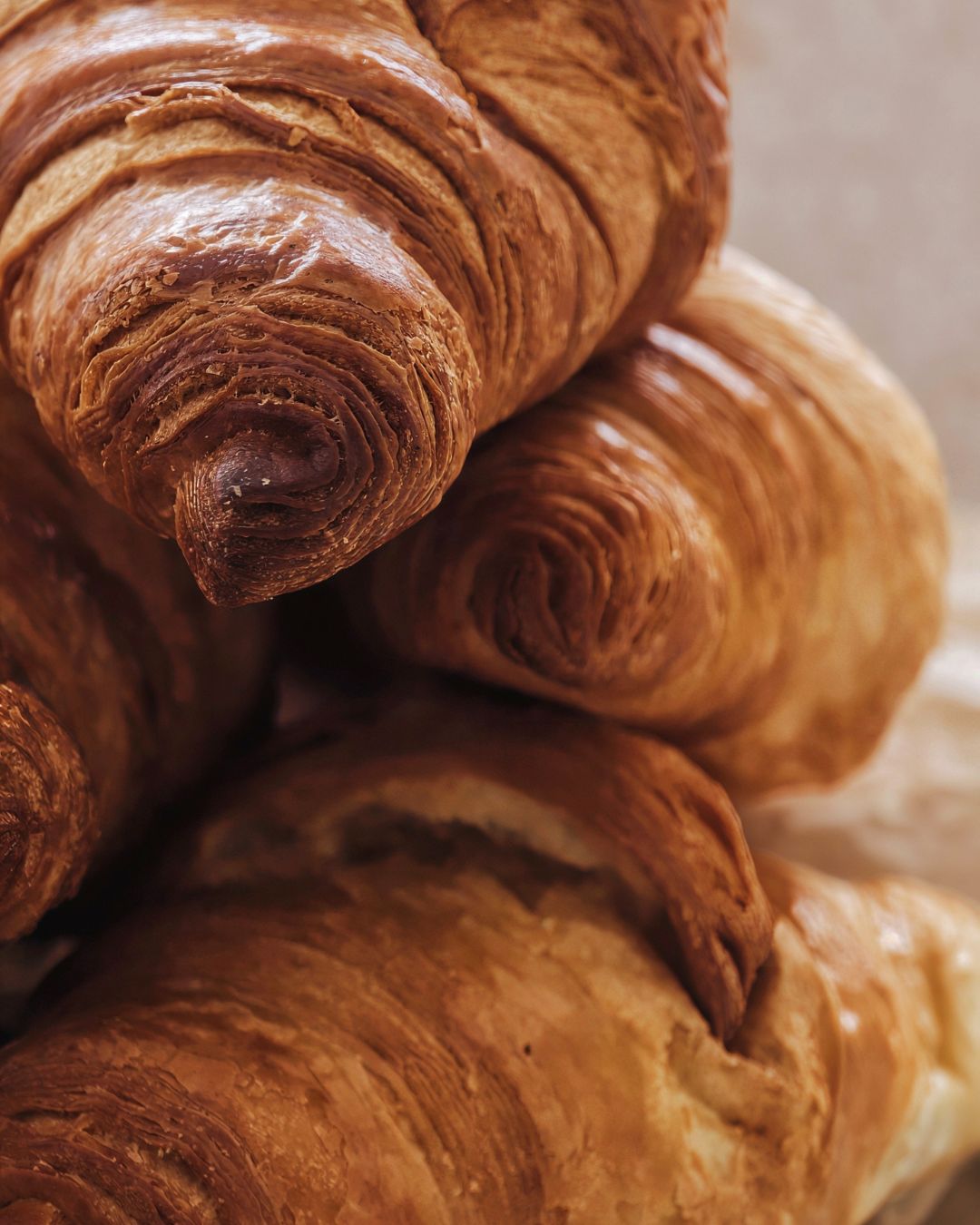 Croissanty z ciasta francuskiego