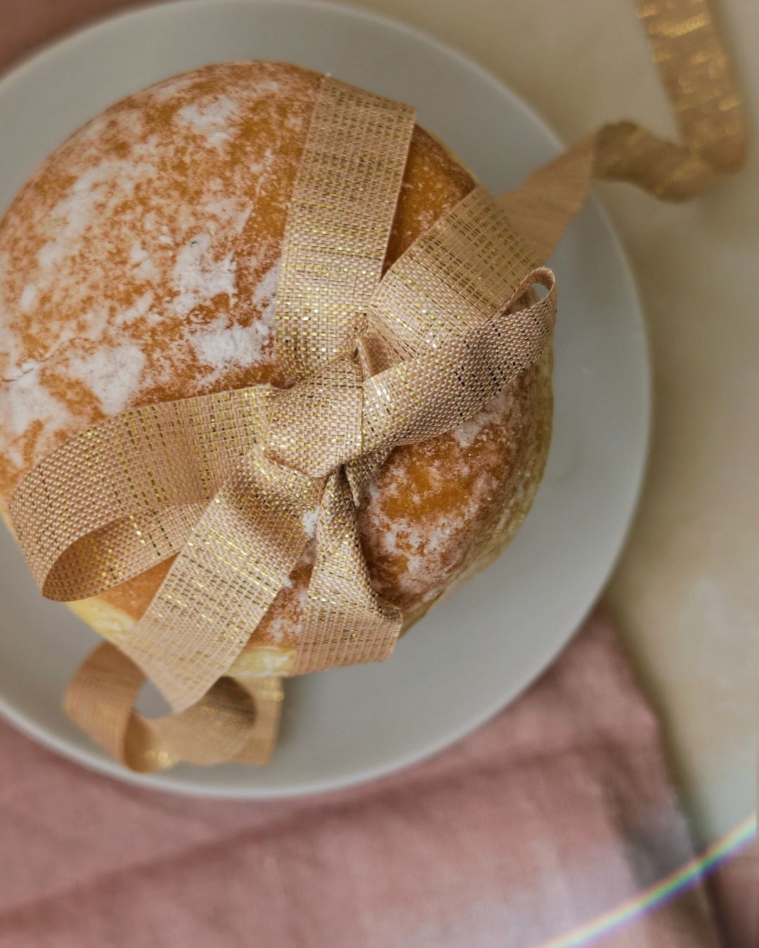 Pączki przewiązane tasiemką