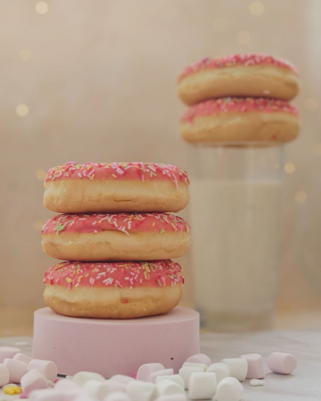 Pączki z polewą i piankami