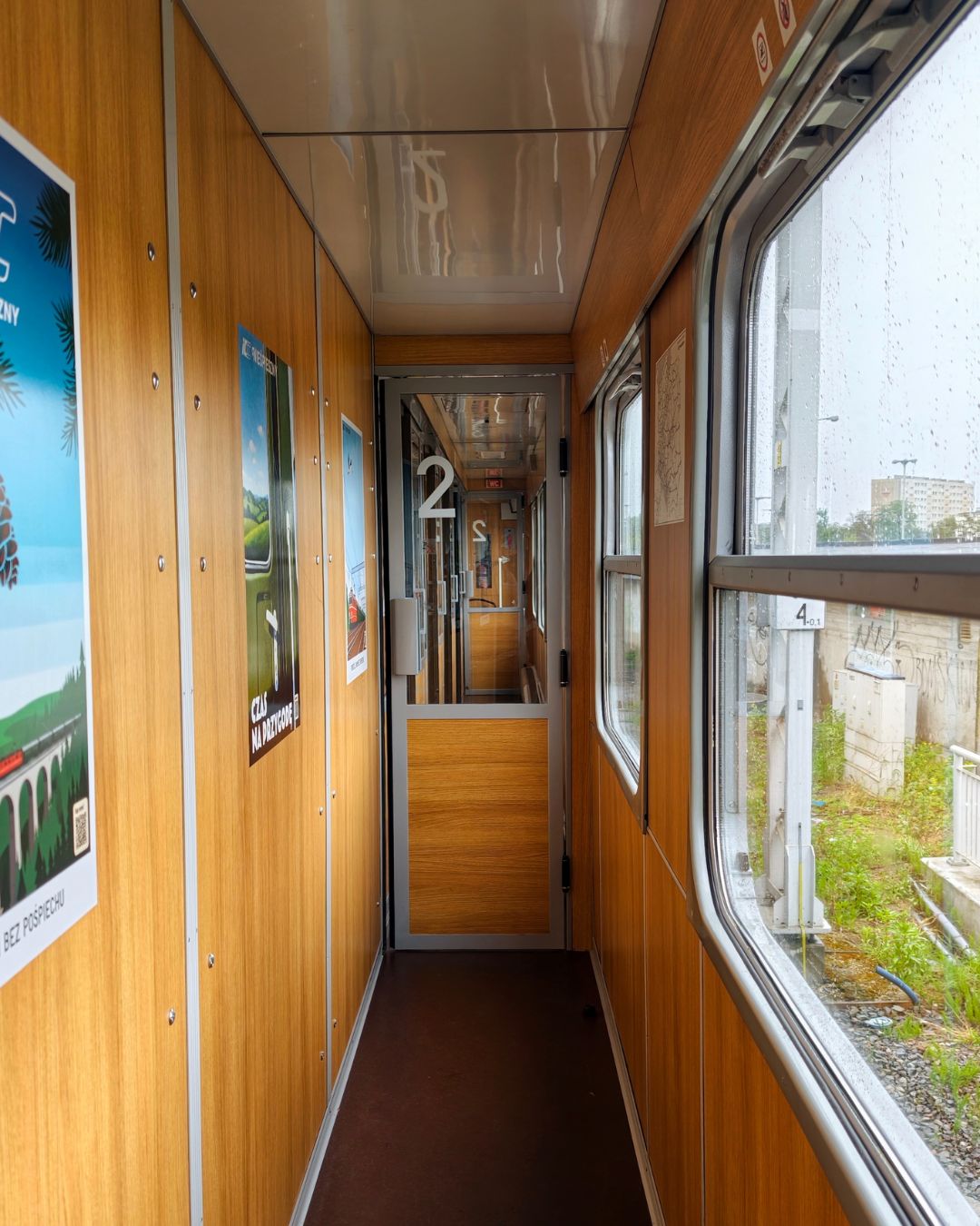 Wagon Nieśpieszny