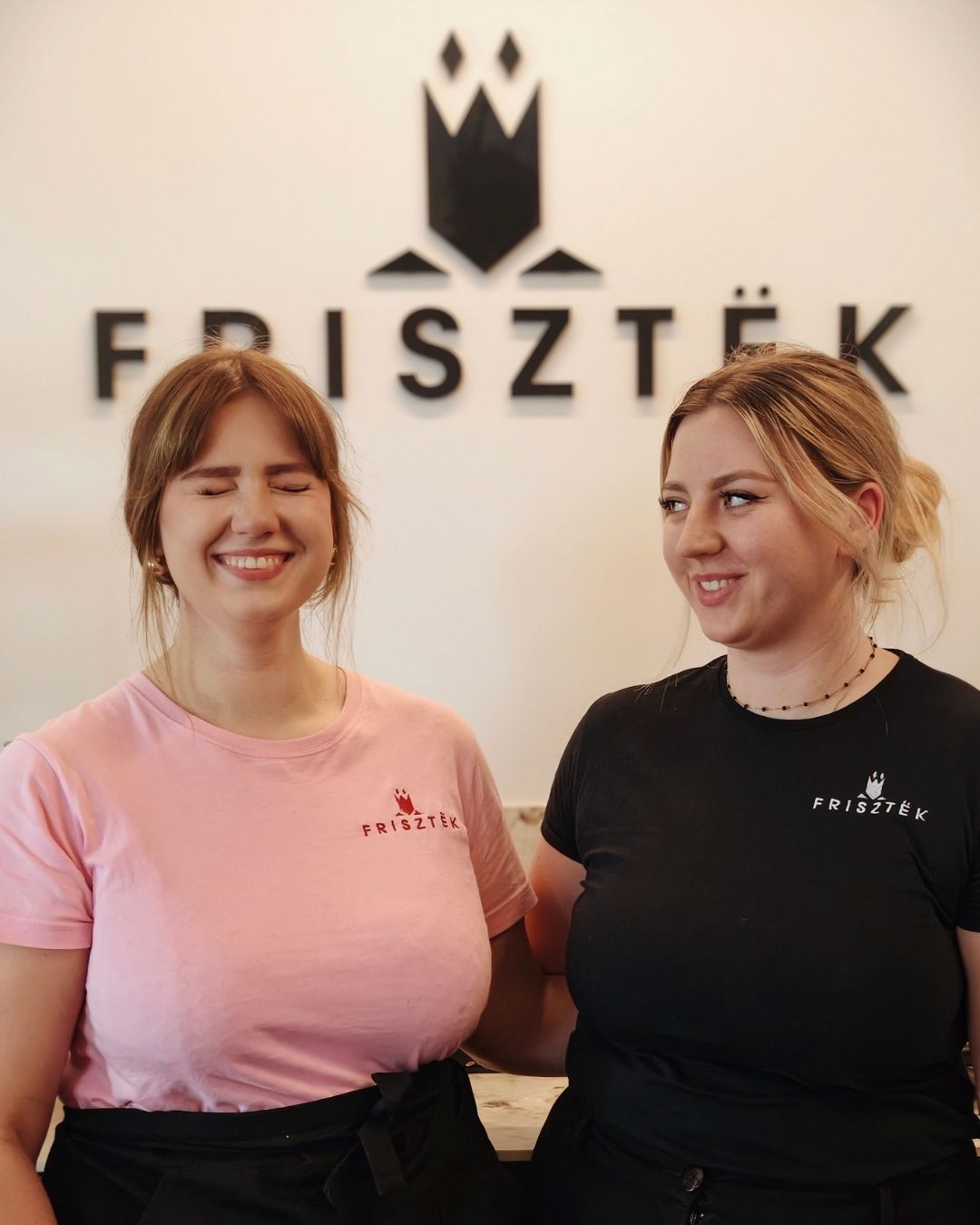 Natalia i Martyna śmiejące się