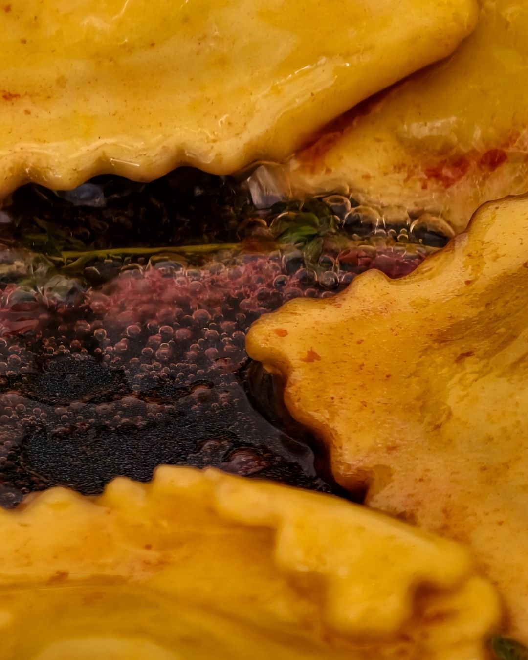 Ravioli w sosie śliwkowym